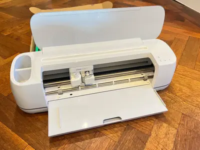 Cricut Maker 3 Smart Cutting Machine Bundle + Vinyl, Tools & Accessories