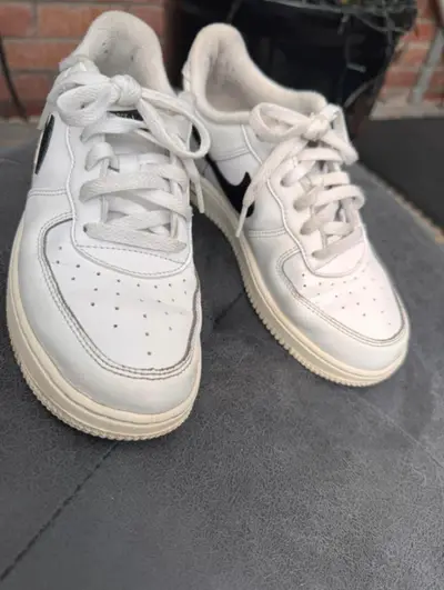 Nike Air Force 1 Sneakers - White And Black Eu 35 UK 2.5